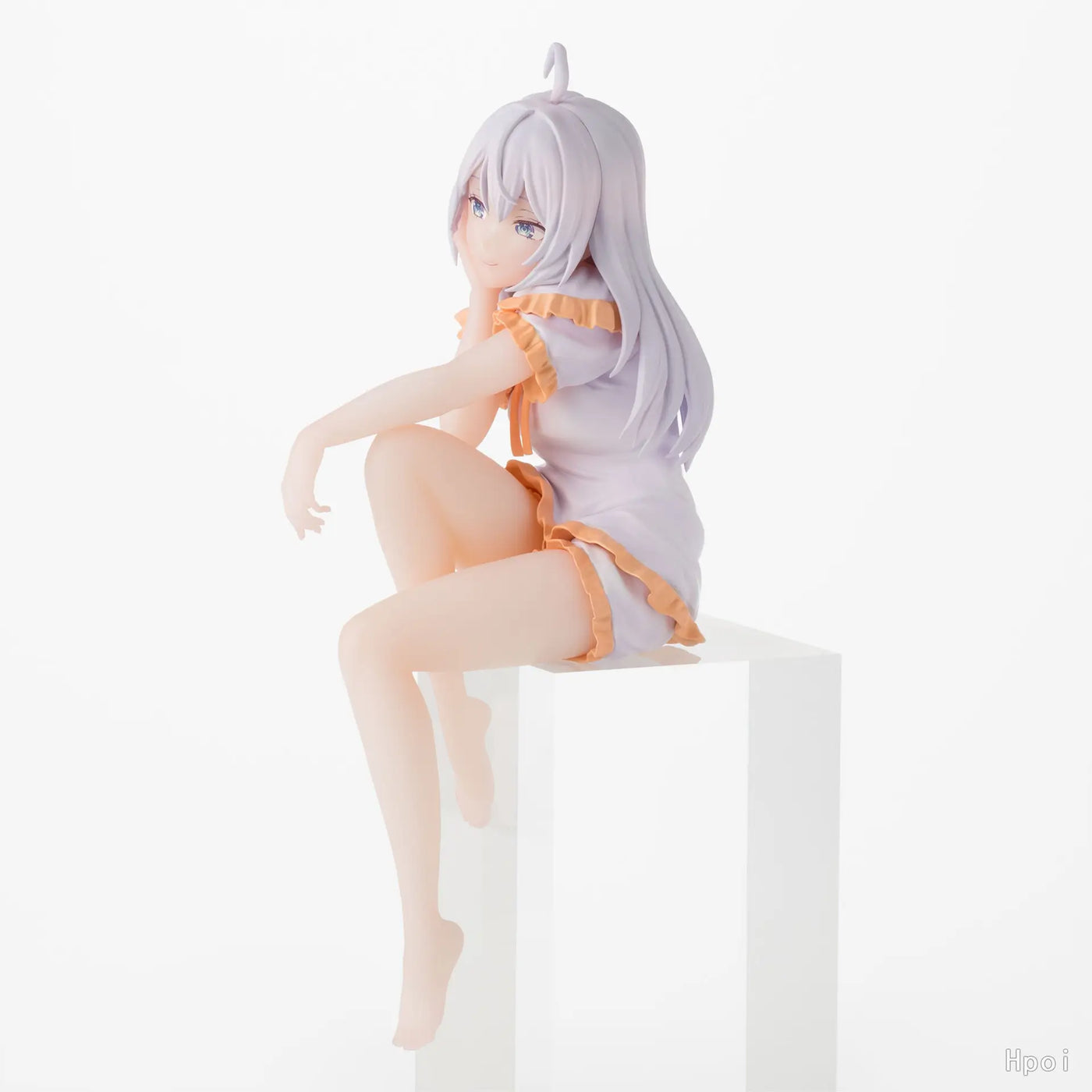 Alya Sometimes Hides Her Feelings in Russian PM Perching PVC Statue Alya Pajamas 14cm - Scale Statue - Sega - Hobby Figures UK
