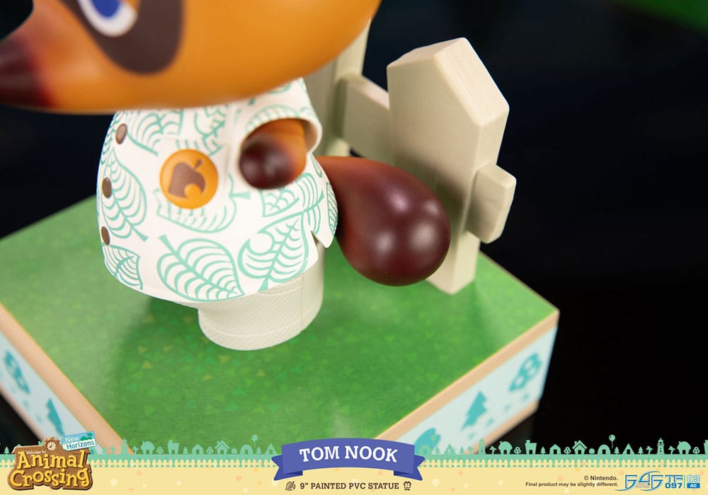 Animal Crossing: New Horizons PVC Statue Tom Nook 22cm - Scale Statue - First 4 Figures - Hobby Figures UK