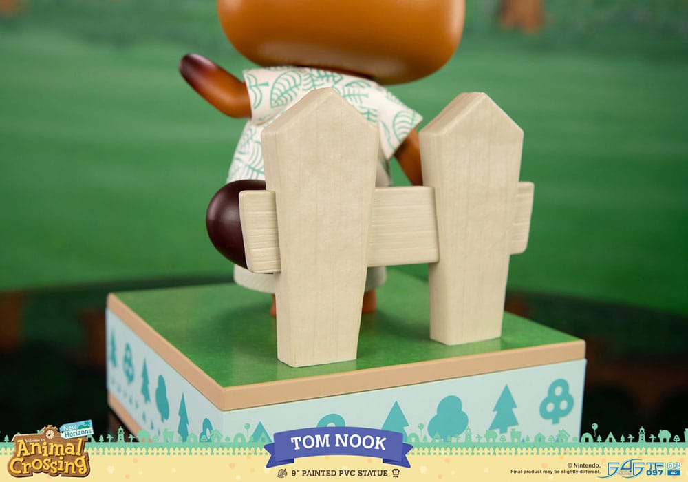 Animal Crossing: New Horizons PVC Statue Tom Nook 22cm - Scale Statue - First 4 Figures - Hobby Figures UK