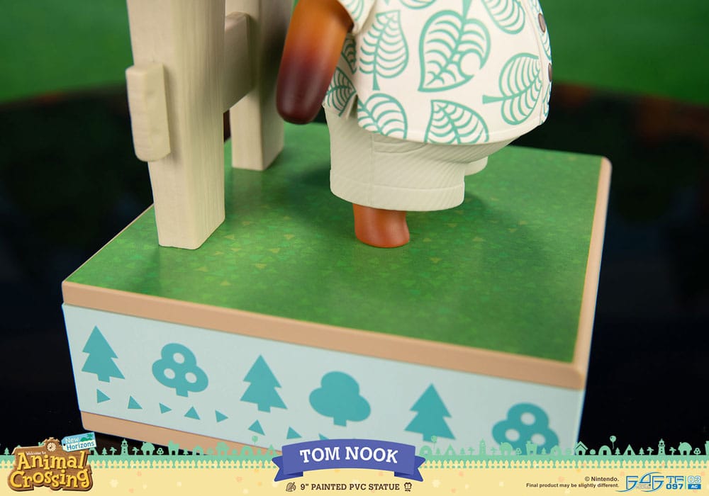 Animal Crossing: New Horizons PVC Statue Tom Nook 22cm - Scale Statue - First 4 Figures - Hobby Figures UK