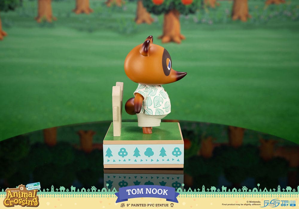 Animal Crossing: New Horizons PVC Statue Tom Nook 22cm - Scale Statue - First 4 Figures - Hobby Figures UK