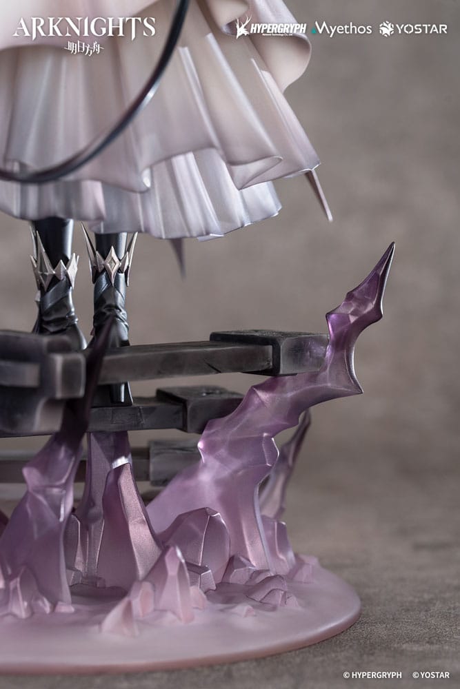Arknights PVC Statue 1/7 Civilight Eterna 31cm - Scale Statue - Myethos - Hobby Figures UK