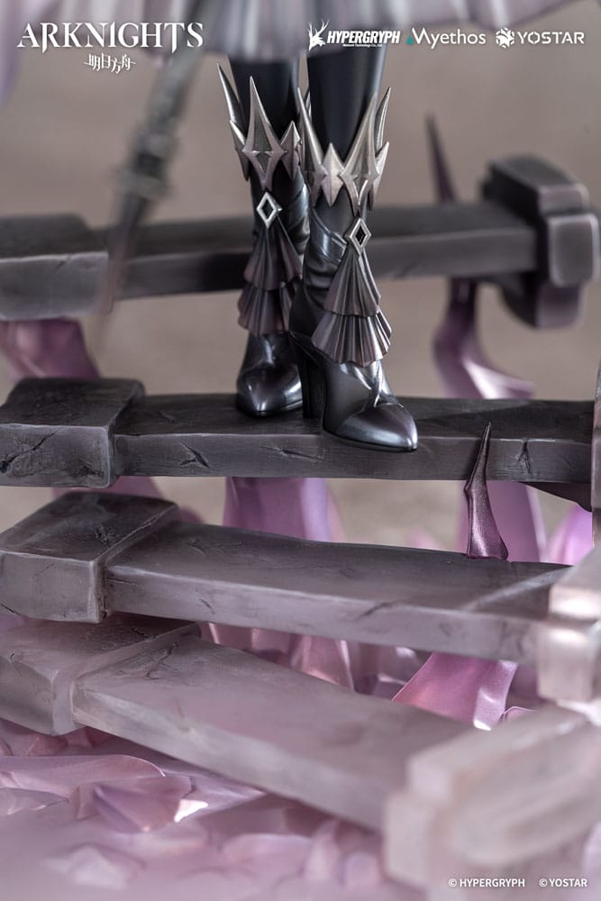 Arknights PVC Statue 1/7 Civilight Eterna 31cm - Scale Statue - Myethos - Hobby Figures UK