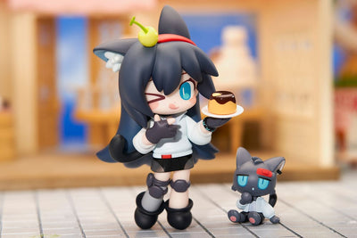 Arknights PVC Statue Dessert Time Series Q-figure Blaze 11cm - Scale Statue - APEX - Hobby Figures UK