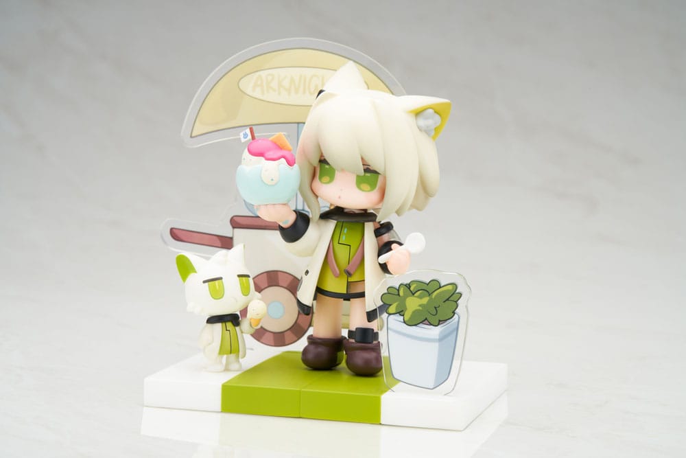 Arknights PVC Statue Dessert Time Series Q-figure Kal'tsit 11cm - Scale Statue - APEX - Hobby Figures UK