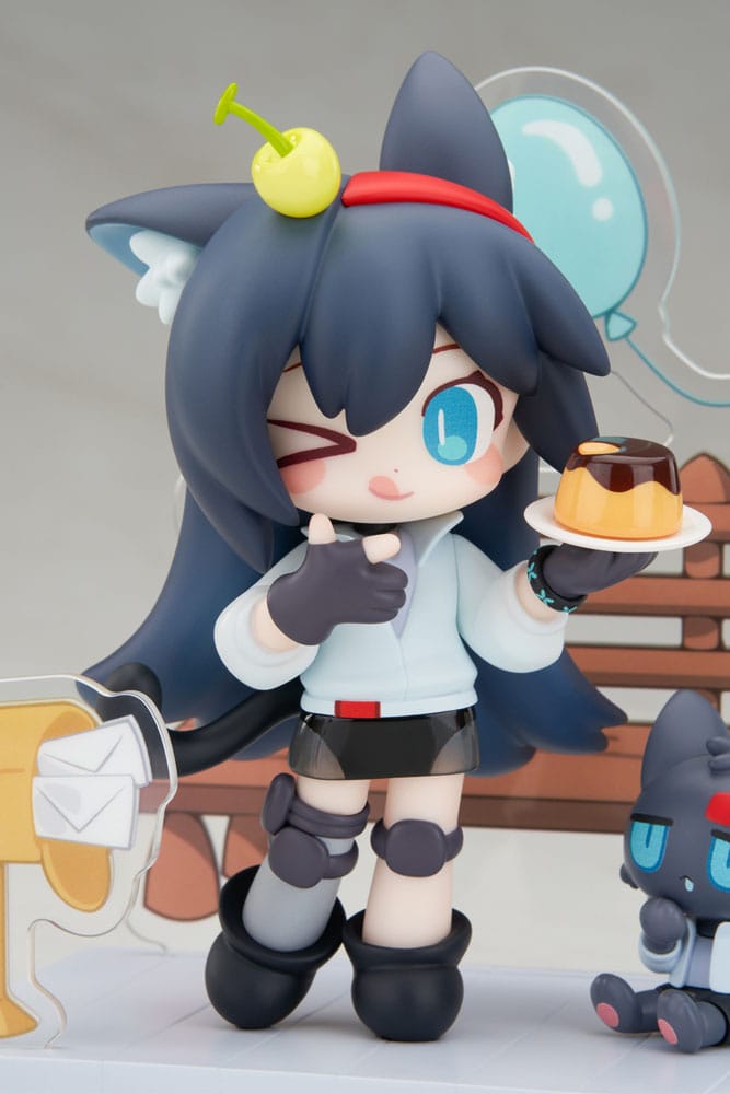 Arknights PVC Statue Dessert Time Series Q-figure Blaze 11cm - Scale Statue - APEX - Hobby Figures UK