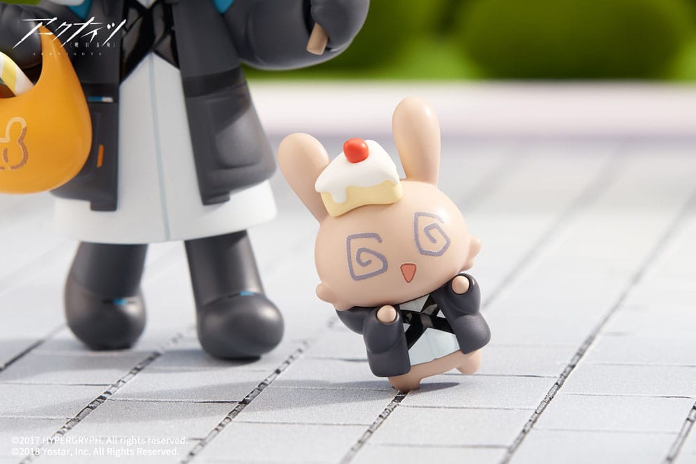 Arknights PVC Statue Mini Series Will You be Having the Dessert? Doctor 10cm - Scale Statue - APEX - Hobby Figures UK