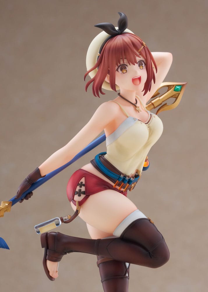 Atelier Ryza: Ever Darkness & the Secret Hideout The Animation PVC Statue 1/7 Reisalin "Ryza" Stout Summer Adventure! 24cm - Scale Statue - Claynel - Hobby Figures UK