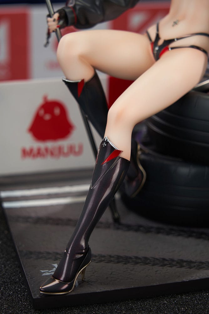 Azur Lane PVC Statue 1/7 Ulrich von Hutten Ignition Matrician Ver. 29cm - Scale Statue - APEX - Hobby Figures UK