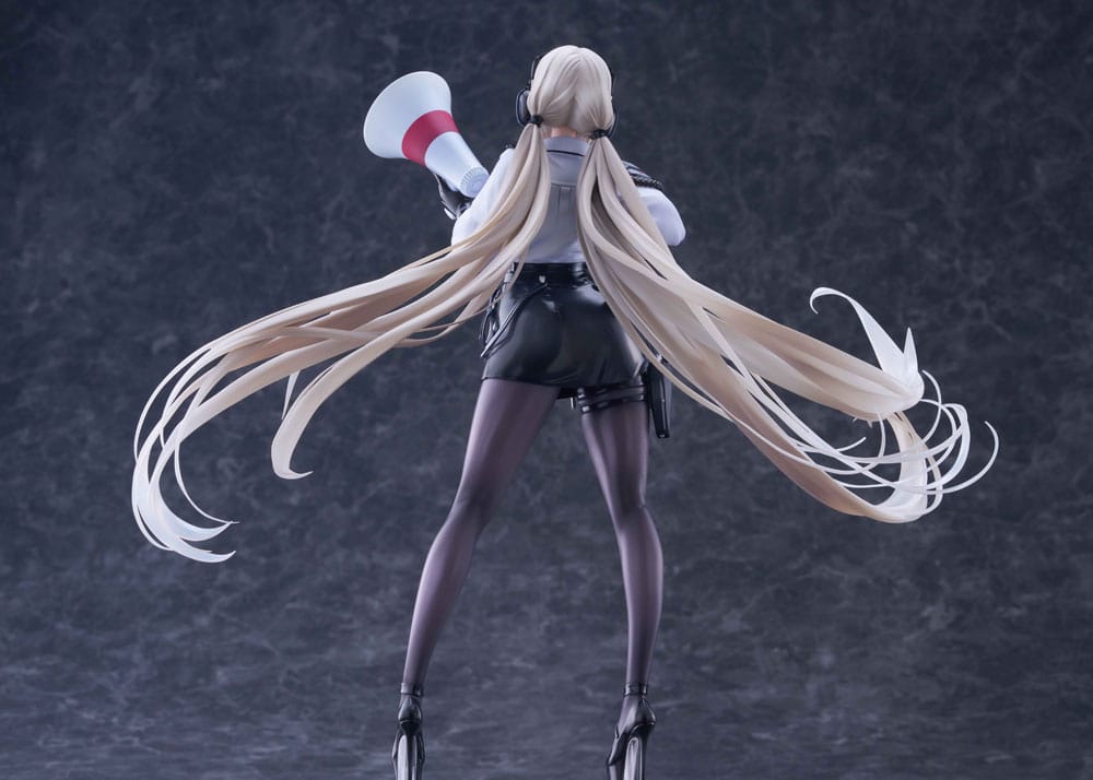 Azur Lane Statue 1/6 Kronshtadt Begin the Rush! 28cm - Scale Statue - Golden Head - Hobby Figures UK