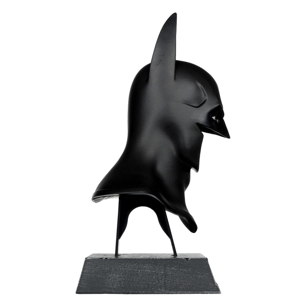Batman: Arkham Asylum DC Direct Mini Replica 1/3 Batman Cowl 19cm