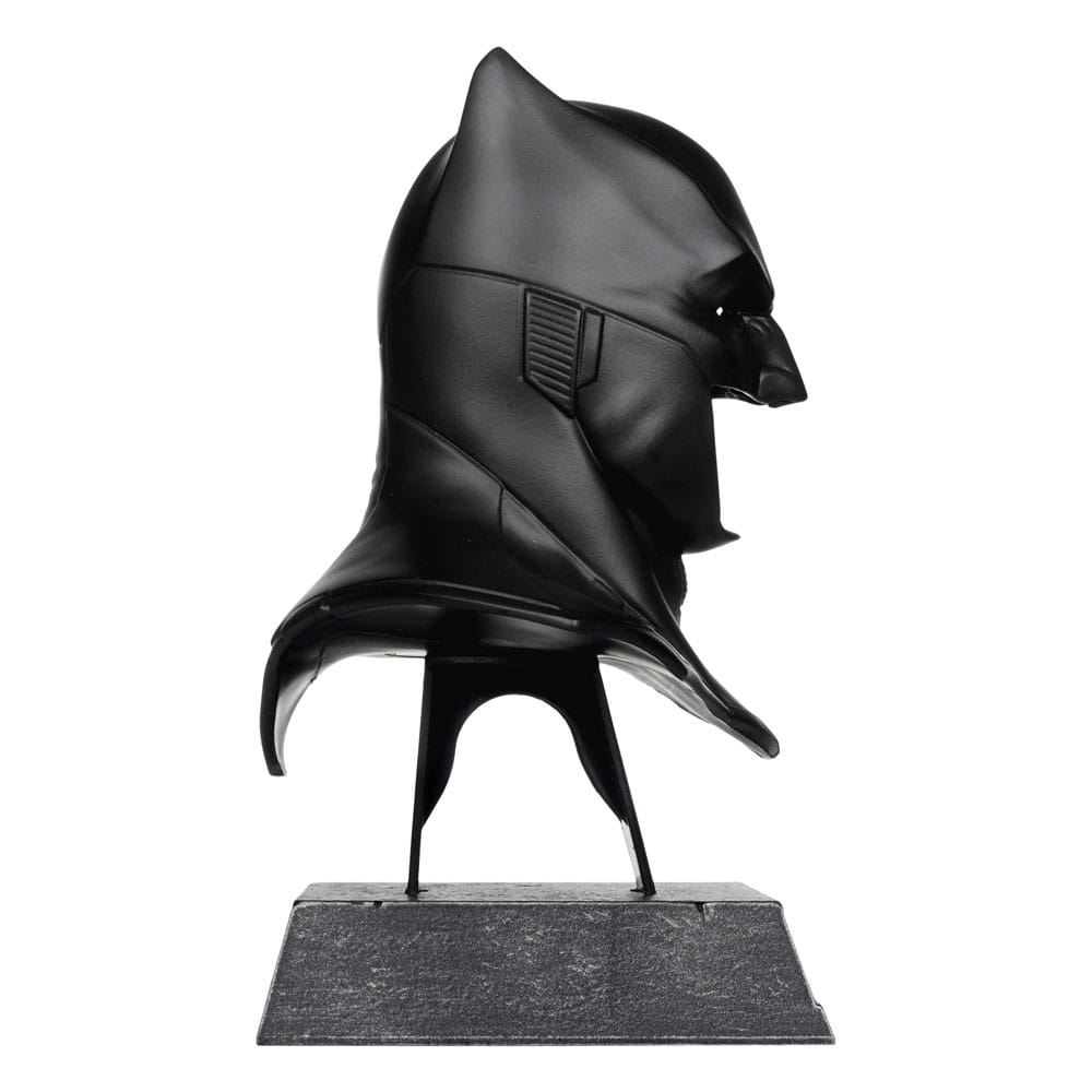 Batman DC Direct Mini Replica 1/3 Batman Cowl (Justice League Tactical Suit) 19cm