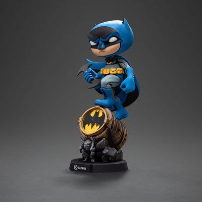 Batman Mini Co. PVC Figure Batman on Bat-Signal (Blue Variant) 15cm - Mini Figures - Iron Studios - Hobby Figures UK