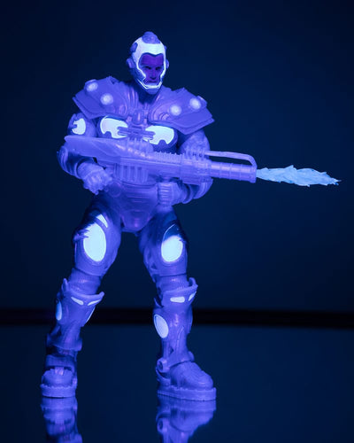 Batman & Robin DC Multiverse Action Figure Mr. Freeze (Black Light Edition) (Gold Label) 18cm - Action Figures - McFarlane Toys - Hobby Figures UK