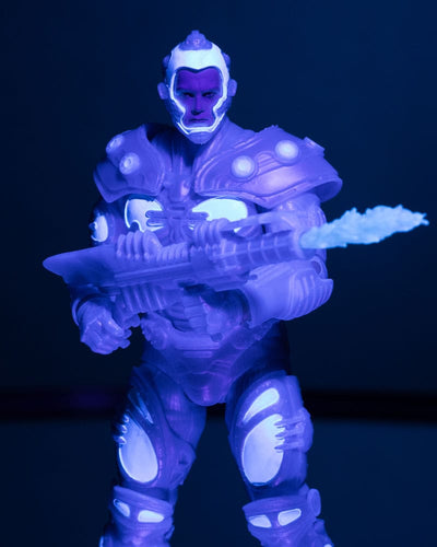 Batman & Robin DC Multiverse Action Figure Mr. Freeze (Black Light Edition) (Gold Label) 18cm - Action Figures - McFarlane Toys - Hobby Figures UK