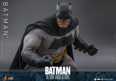 Batman: The Dark Knight Returns Comic Masterpiece Action Figure 1/6 Batman 32cm - Action Figures - Hot Toys - Hobby Figures UK