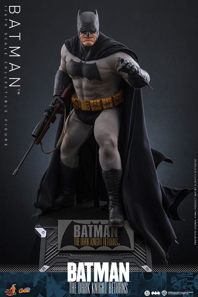 Batman: The Dark Knight Returns Comic Masterpiece Action Figure 1/6 Batman 32cm - Action Figures - Hot Toys - Hobby Figures UK