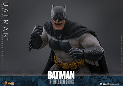 Batman: The Dark Knight Returns Comic Masterpiece Action Figure 1/6 Batman 32cm - Action Figures - Hot Toys - Hobby Figures UK