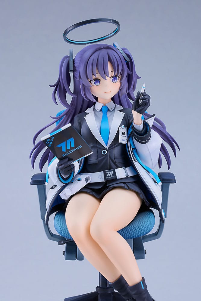 Blue Archive PVC Statue 1/7 Yuuka Daily Life Of A Treasurer 20cm - Scale Statue - Good Smile Company - Hobby Figures UK