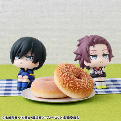 Blue Lock Look Up PVC Statue Rin Itoshi & Sae Itoshi Japanese National Player Match Ver. 11cm (with gift)