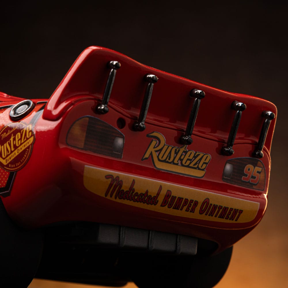 Cars Art Scale Statue 1/10 Lightning Mcqueen 11cm - Scale Statue - Iron Studios - Hobby Figures UK