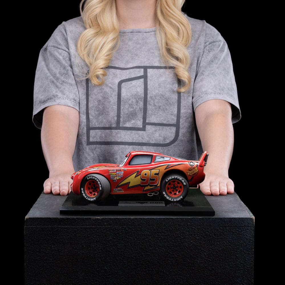 Cars Art Scale Statue 1/10 Lightning Mcqueen 11cm - Scale Statue - Iron Studios - Hobby Figures UK