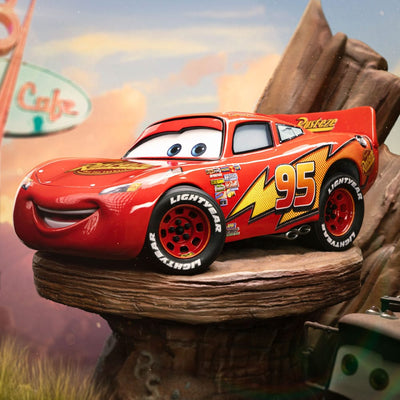 Cars Deluxe Art Scale Statue 1/10 Lightning Mcqueen & Tow Mater 31cm - Scale Statue - Iron Studios - Hobby Figures UK