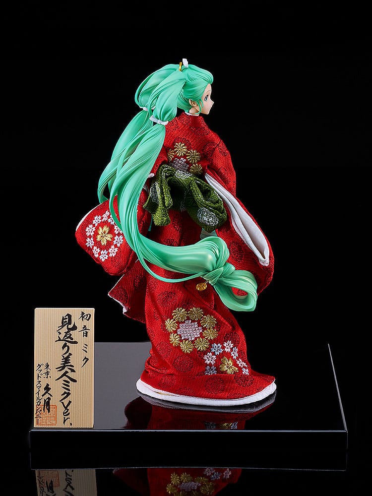 Character Vocal Series 01: Hatsune Miku Kyugetsu PVC Statue 1/7 Japanese Doll Hatsune Miku: Beauty Looking Back Miku Ver. 28cm - Scale Statue - Good Smile Company - Hobby Figures UK