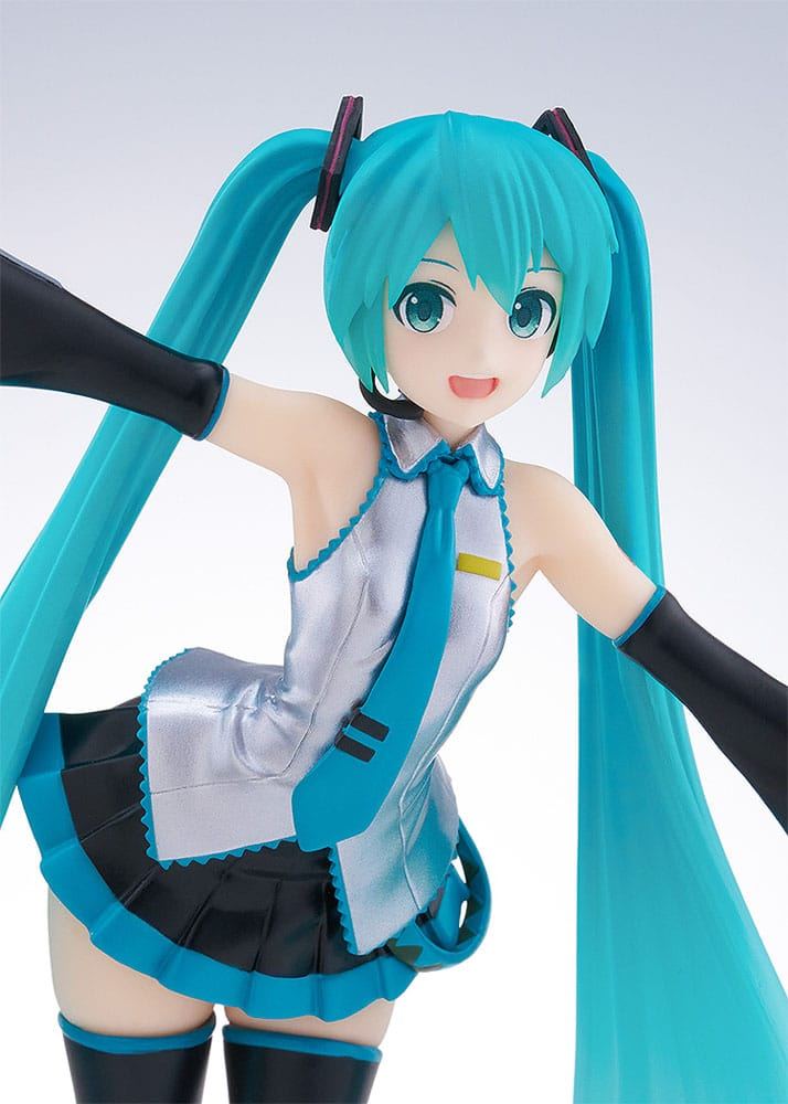 Character Vocal Series 01: Hatsune Miku Pop Up Parade PVC Statue Hatsune Miku: Translucent Color Ver. 17cm - Scale Statue - Good Smile Company - Hobby Figures UK