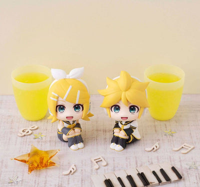 Character Vocal Series: Rin/Len Look Up PVC Statue Hatsune Rin & Len Set (with gift) 11cm - Scale Statue - Megahouse - Hobby Figures UK