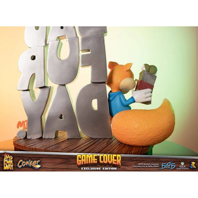 Conker´s Bad Fur Day Statue Game Cover Exclusive Edition 45cm - Scale Statue - First 4 Figures - Hobby Figures UK