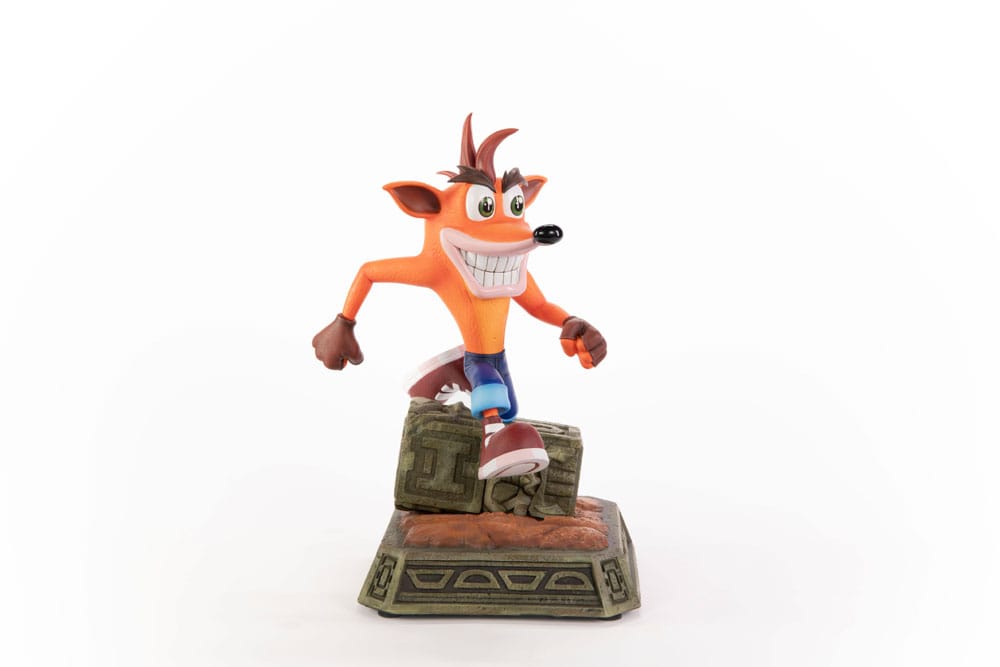 Crash Bandicoot Statue Crash Bandicoot Classic 32cm - Scale Statue - First 4 Figures - Hobby Figures UK