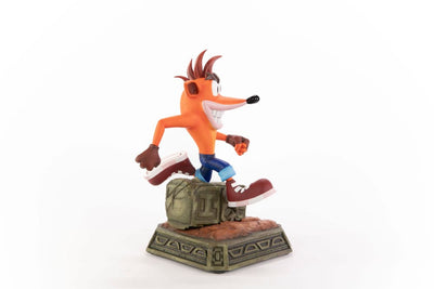 Crash Bandicoot Statue Crash Bandicoot Classic 32cm - Scale Statue - First 4 Figures - Hobby Figures UK