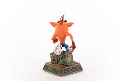 Crash Bandicoot Statue Crash Bandicoot Classic 32cm - Scale Statue - First 4 Figures - Hobby Figures UK