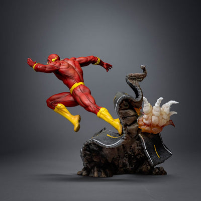 DC Comics Art Scale Statue 1/10 Flash 25cm - Scale Statue - Iron Studios - Hobby Figures UK