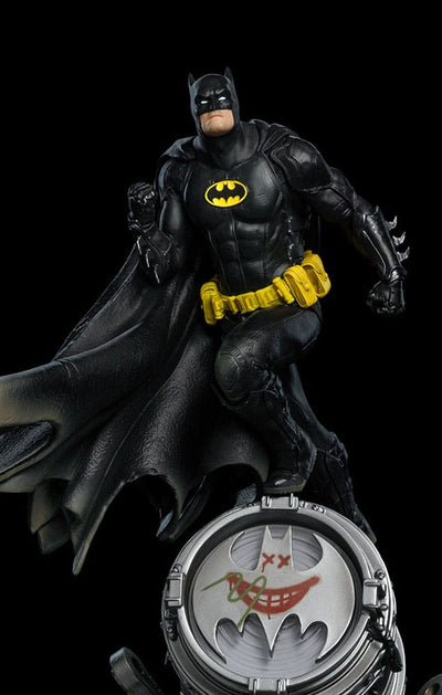 DC Comics BDS Art Scale Statue 1/10 Batman Deluxe (Black Version Exclusive) heo EU Exclusive 30cm - Scale Statue - Iron Studios - Hobby Figures UK