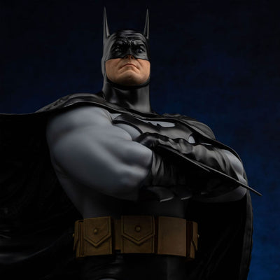 DC Comics Legacy Replica Statue 1/4 Batman DC Trinity 60cm - Scale Statue - Iron Studios - Hobby Figures UK