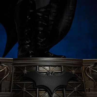 DC Comics Legacy Replica Statue 1/4 Batman DC Trinity 60cm - Scale Statue - Iron Studios - Hobby Figures UK