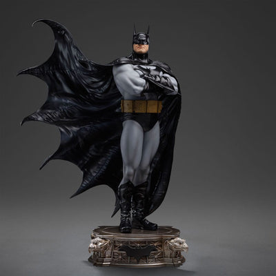 DC Comics Legacy Replica Statue 1/4 Batman DC Trinity 60cm - Scale Statue - Iron Studios - Hobby Figures UK