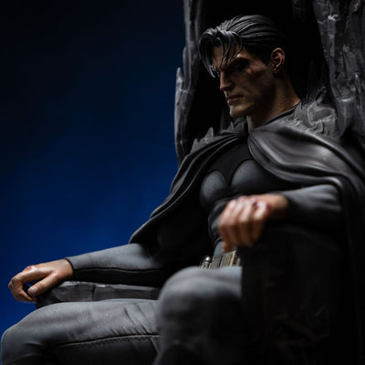 DC Comics Legacy Replica Statue 1/4 Batman and Bruce Wayne 79cm - Scale Statue - Iron Studios - Hobby Figures UK