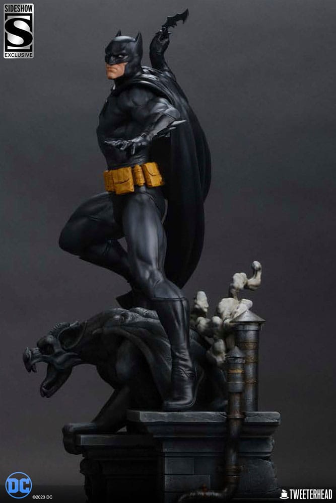 DC Comics Maquette 1/4 Batman (Black and Gray Edition) 66cm - Scale Statue - Tweeterhead - Hobby Figures UK