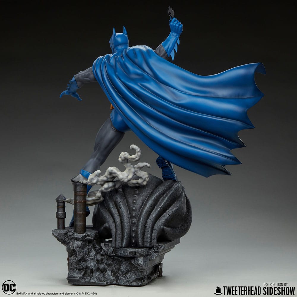 DC Comics Maquette 1/4 Batman (Retro Edition) 66cm - Scale Statue - Tweeterhead - Hobby Figures UK