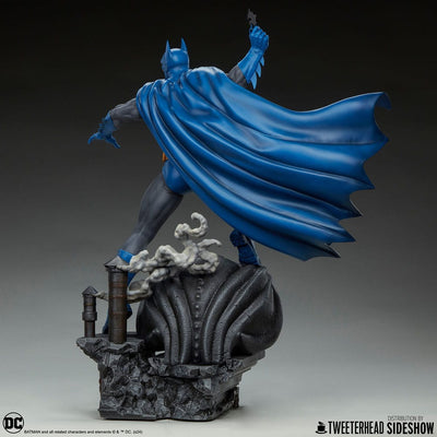 DC Comics Maquette 1/4 Batman (Retro Edition) 66cm - Scale Statue - Tweeterhead - Hobby Figures UK