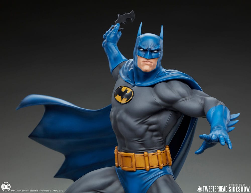 DC Comics Maquette 1/4 Batman (Retro Edition) 66cm - Scale Statue - Tweeterhead - Hobby Figures UK