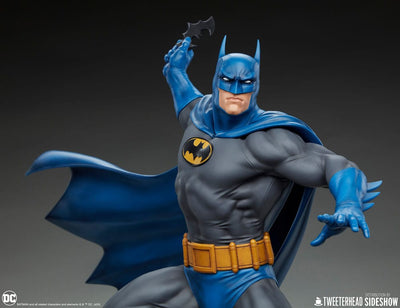 DC Comics Maquette 1/4 Batman (Retro Edition) 66cm - Scale Statue - Tweeterhead - Hobby Figures UK