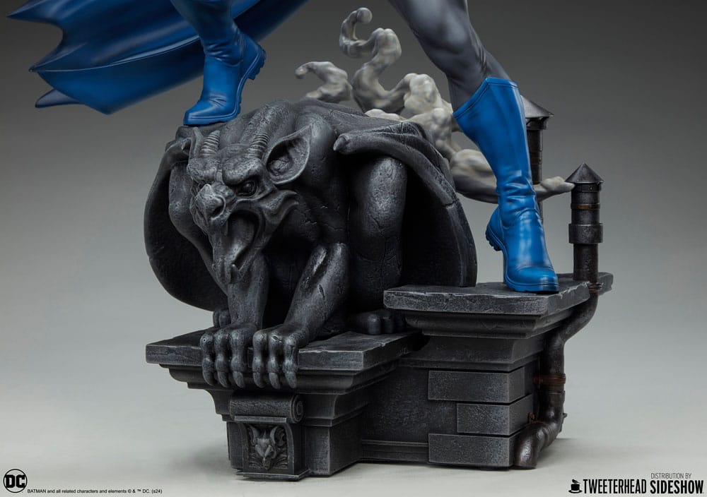 DC Comics Maquette 1/6 Batman (Retro Edition) 50cm – Hobby Figures
