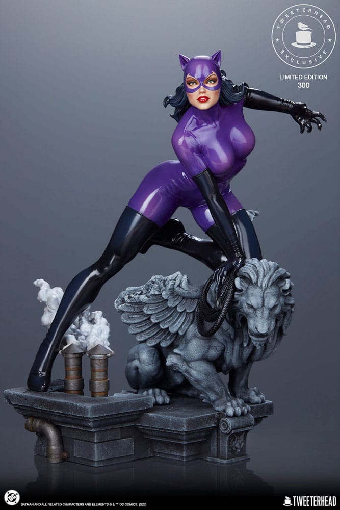 DC Comics Maquette 1/6 Catwoman (Purple Edition) 35cm - Scale Statue - Tweeterhead - Hobby Figures UK