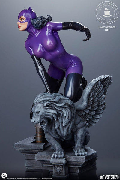 DC Comics Maquette 1/6 Catwoman (Purple Edition) 35cm - Scale Statue - Tweeterhead - Hobby Figures UK