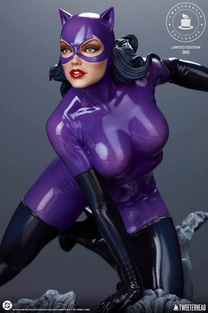 DC Comics Maquette 1/6 Catwoman (Purple Edition) 35cm - Scale Statue - Tweeterhead - Hobby Figures UK