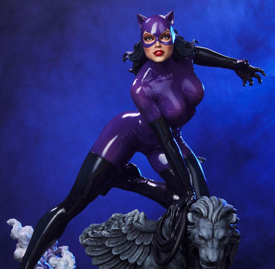 DC Comics Maquette 1/6 Catwoman (Purple Edition) 35cm - Scale Statue - Tweeterhead - Hobby Figures UK